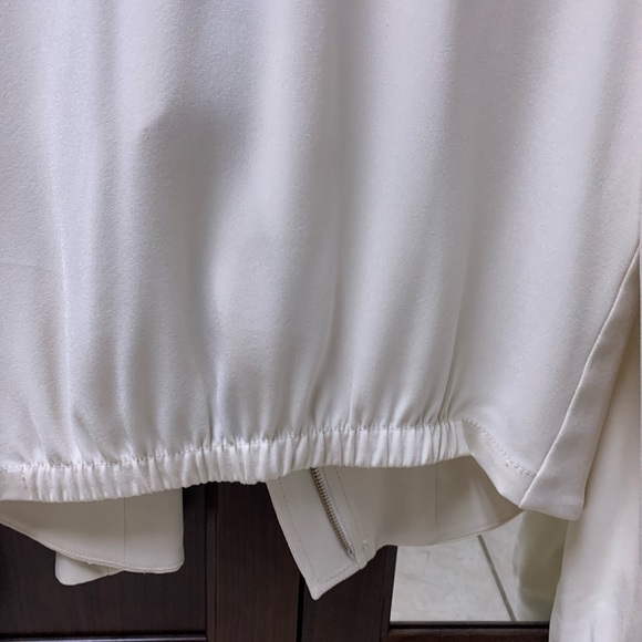 Babaton silk motto jkt size xs- white opal - Picture 5 of 5